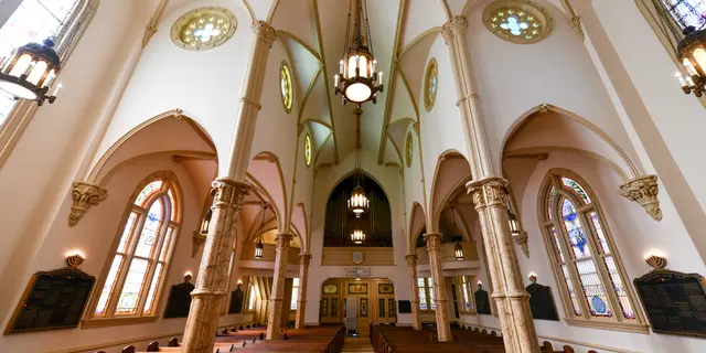 Savannah Synagogue Interior